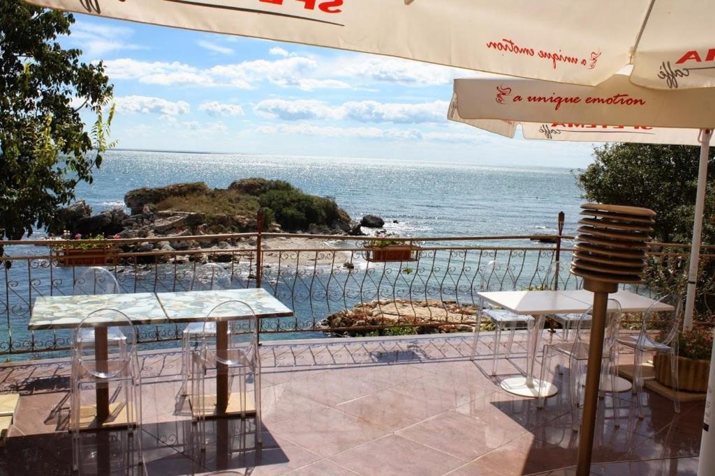 Rusalka Holiday Village Kamen Bryag Eksteriør billede